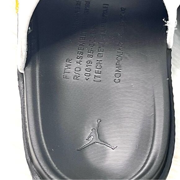 Nike Jordan Super Play Slide Slippers White/Taxi DM1683-170, Men Size 8 - Picture 9 of 11